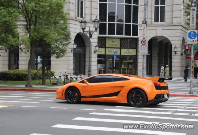 Lamborghini Gallardo spotted in Taipei, Taiwan