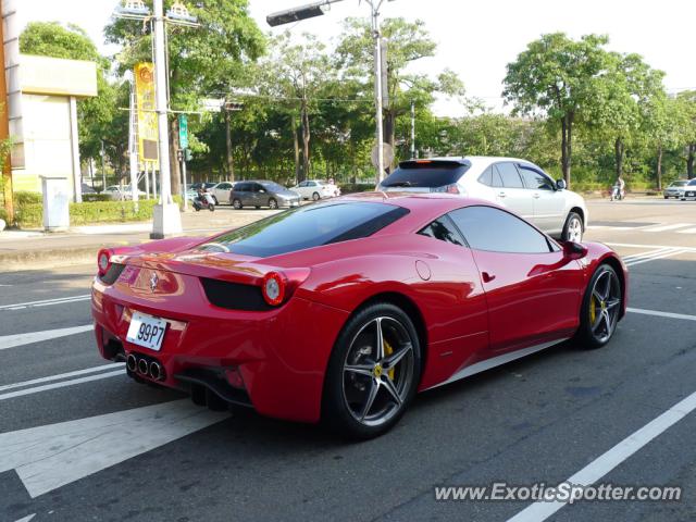 Ferrari 458 Italia spotted in Taichung, Taiwan