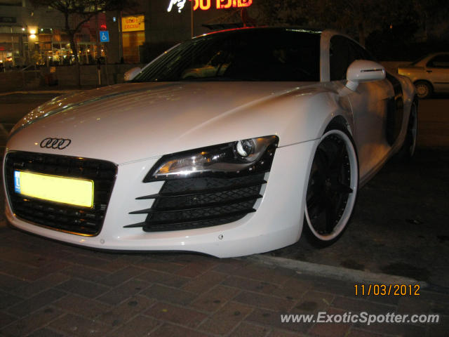 Audi R8 spotted in Herzliya, Israel