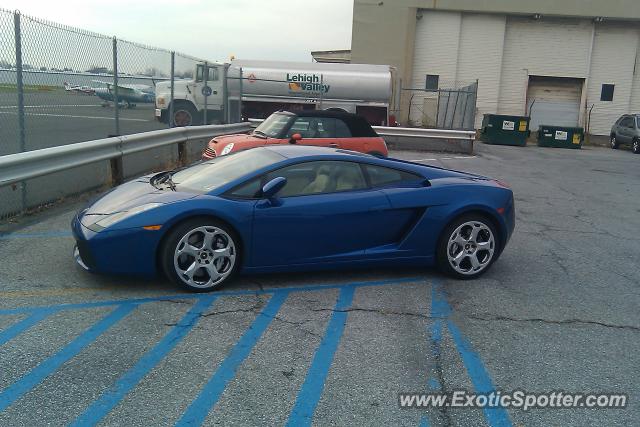 Lamborghini Gallardo spotted in Allentown, Pennsylvania