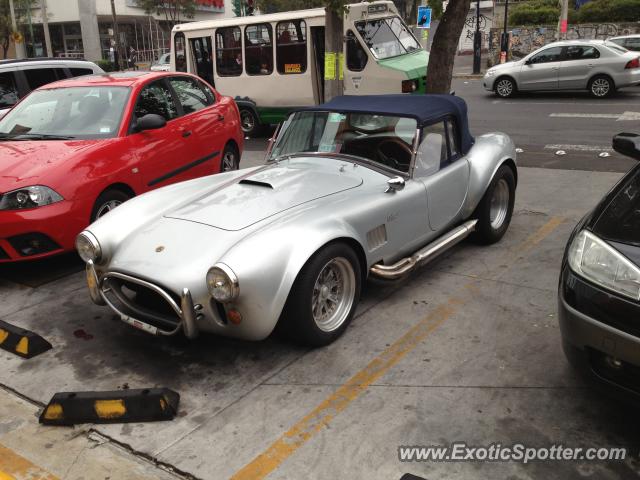 Shelby Cobra spotted in Mexico City, Mexico
