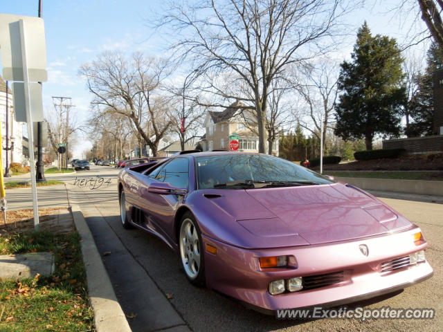 Lamborghini Diablo spotted in Barrington, Illinois