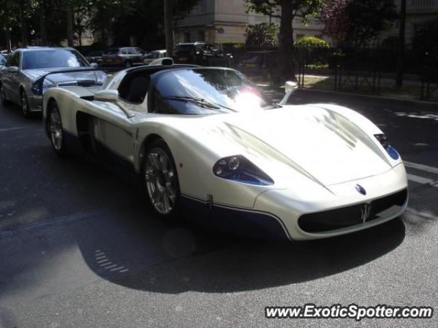 Maserati MC12 spotted in Paris, France