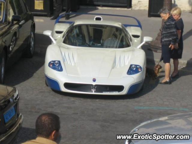 Maserati MC12 spotted in Paris, France