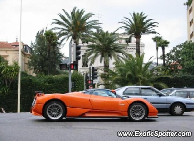Pagani Zonda spotted in Rome, Italy