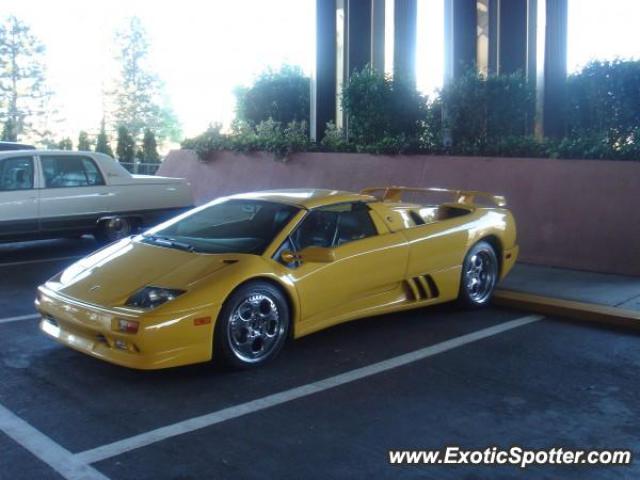 Lamborghini Diablo spotted in Reno, Nevada