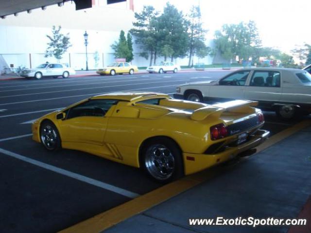 Lamborghini Diablo spotted in Reno, Nevada