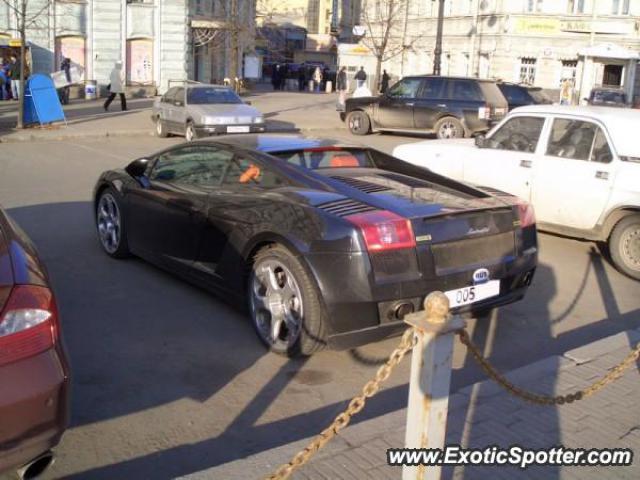 Lamborghini Gallardo spotted in Vyborg, Russia