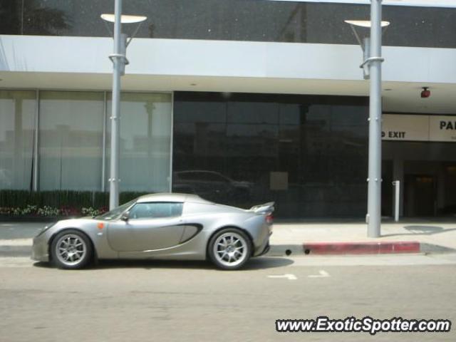 Lotus Elise spotted in Beverly Hills, California