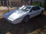 Lotus Esprit