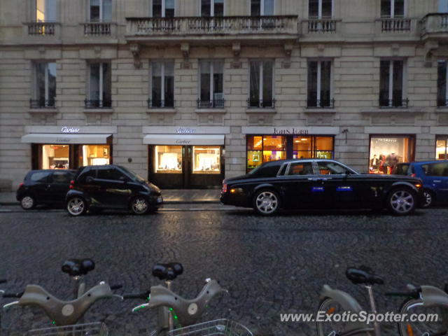 Rolls Royce Phantom spotted in París, France