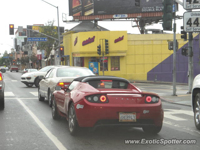 Tesla Roadster spotted in Los Angeles, California
