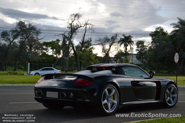 Porsche Carrera GT spotted in Brasilia, Brazil