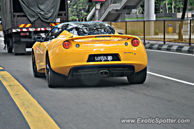 Lotus Evora spotted in KLCC Twin Tower, Malaysia