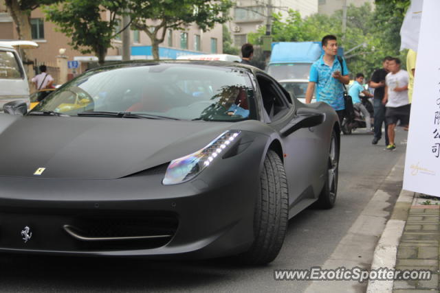 Ferrari 458 Italia spotted in Shanghai, China