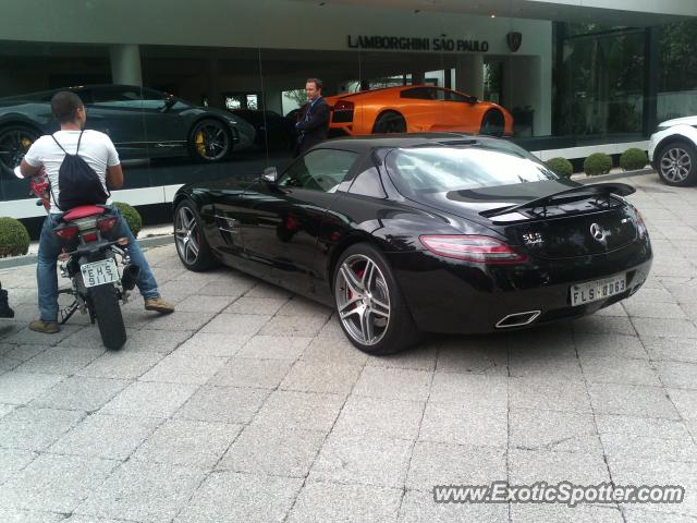 Mercedes SLS AMG spotted in São Paulo, Brazil