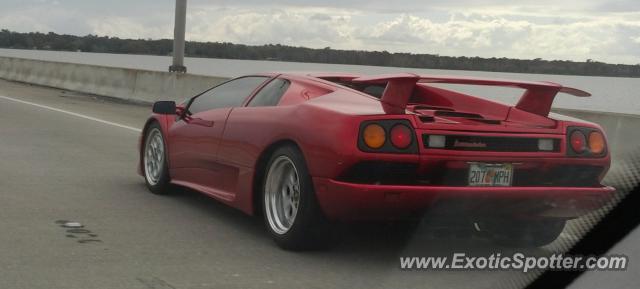 Lamborghini Diablo spotted in Near Oviedo, Florida