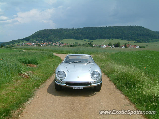 Ferrari 275 spotted in Cape town, South Africa