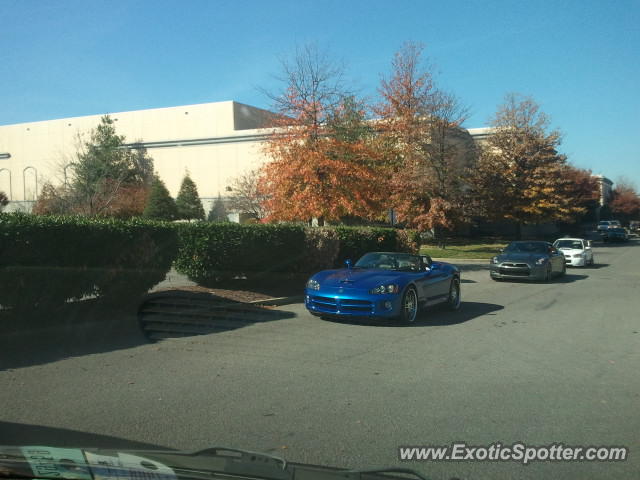 Dodge Viper spotted in Franklin, Tennessee