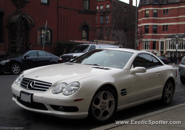 Mercedes SL600 spotted in Boston, Massachusetts