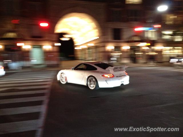 Porsche 911 GT3 spotted in Toronto, Ontario, Canada