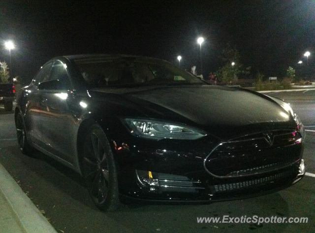 Tesla Model S spotted in Boerne, Texas