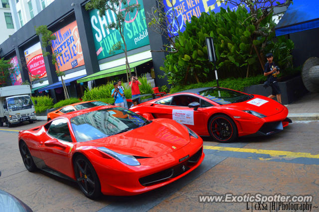Ferrari 458 Italia spotted in Publika, Malaysia