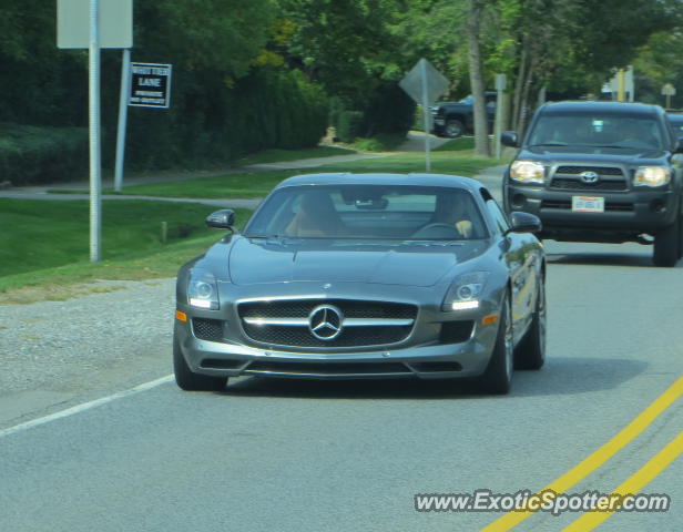 Mercedes SLS AMG spotted in North field, Illinois