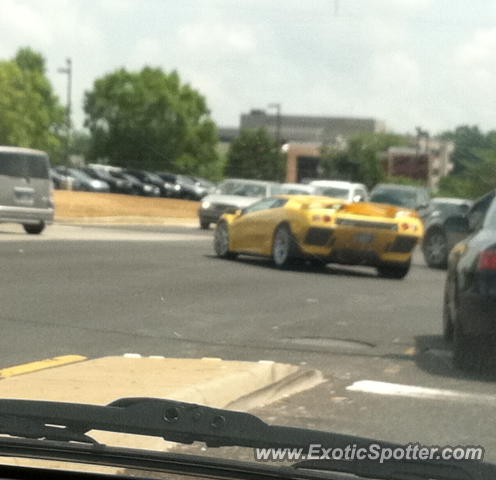 Lamborghini Diablo spotted in Indianapolis, Indiana