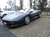 Jaguar XJ220