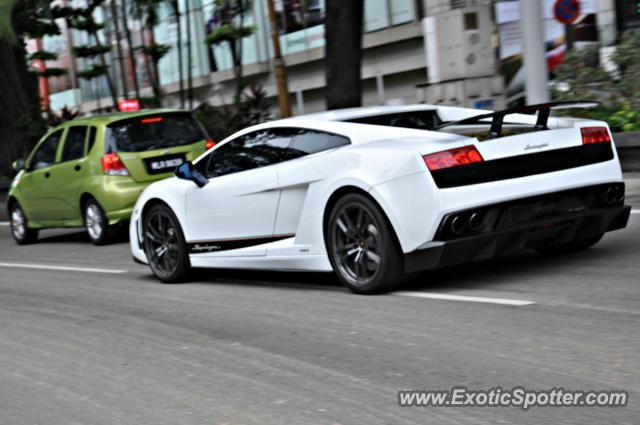 Lamborghini Gallardo spotted in Bukit Bintang KL, Malaysia