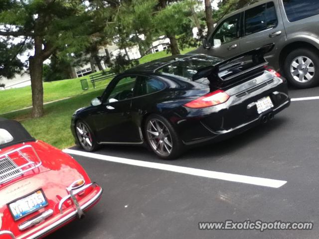 Porsche 911 GT3 spotted in Winnetka il, Illinois