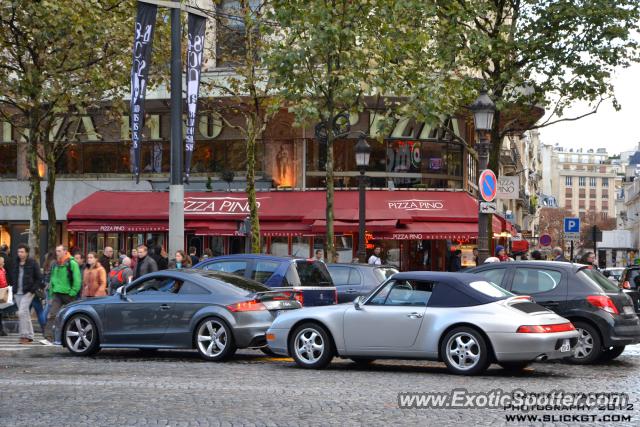 Porsche 911 spotted in Paris, France