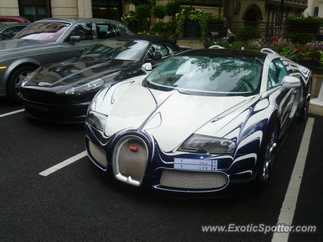 Bugatti Veyron spotted in London, United Kingdom