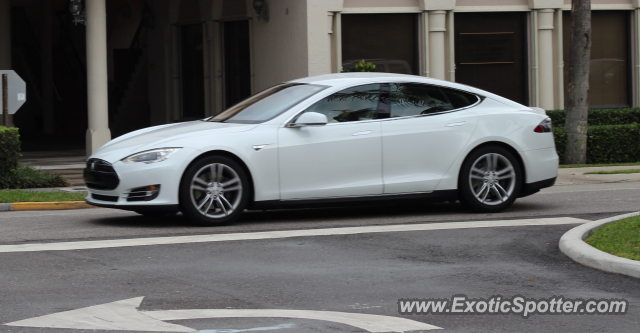 Tesla Model S spotted in West Palm Beach, Florida