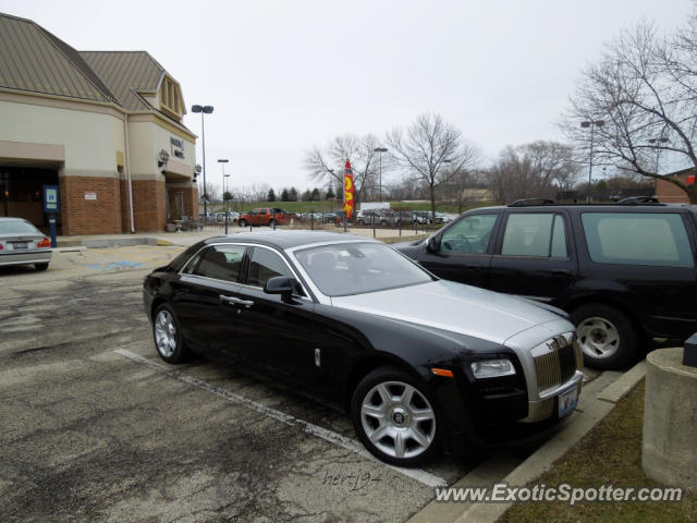 Rolls Royce Ghost spotted in Lake Zurich, Illinois