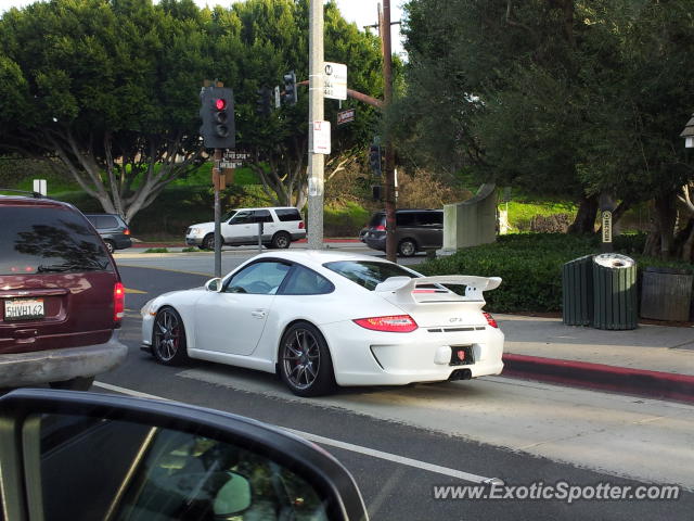 Porsche 911 GT3 spotted in Palos Verdes, California