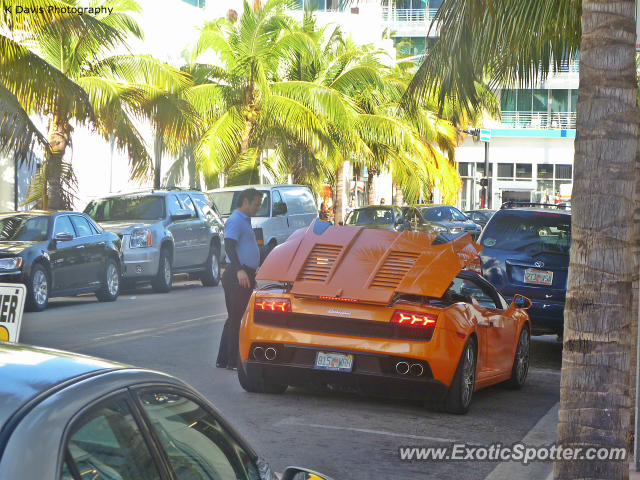 Lamborghini Gallardo spotted in Miami Beach, Florida