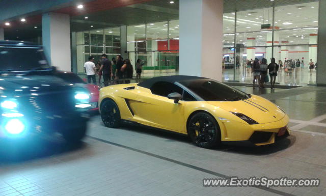 Lamborghini Gallardo spotted in Bangkok, Thailand