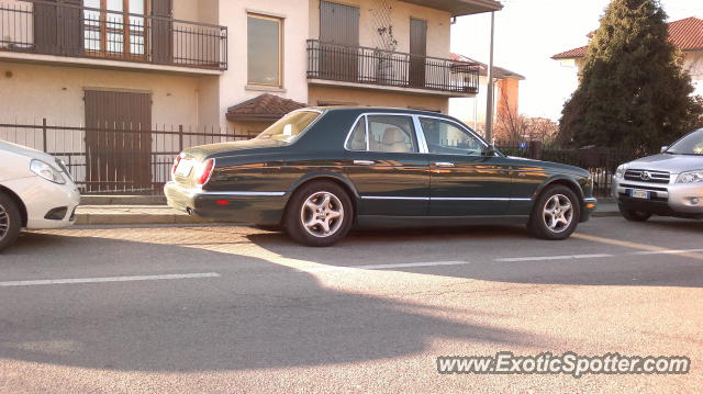 Bentley Arnage spotted in Bergamo, Italy