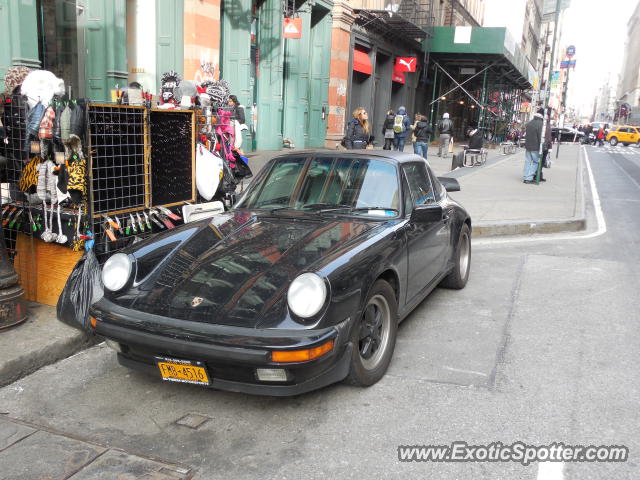 Porsche 911 spotted in New York, New York