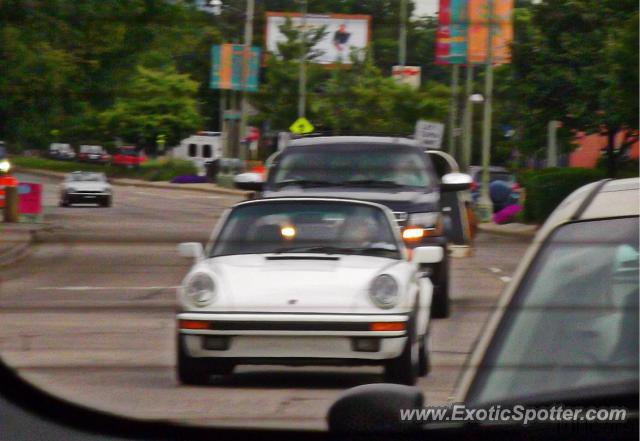 Porsche 911 spotted in Minneapolis, Minnesota
