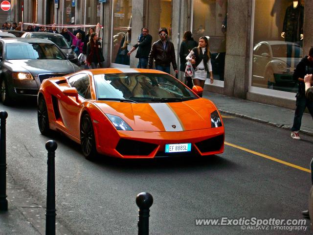 Lamborghini Gallardo spotted in Milan, Italy