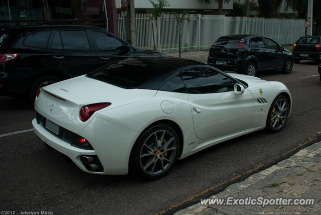 Ferrari California spotted in Curitiba, Brazil