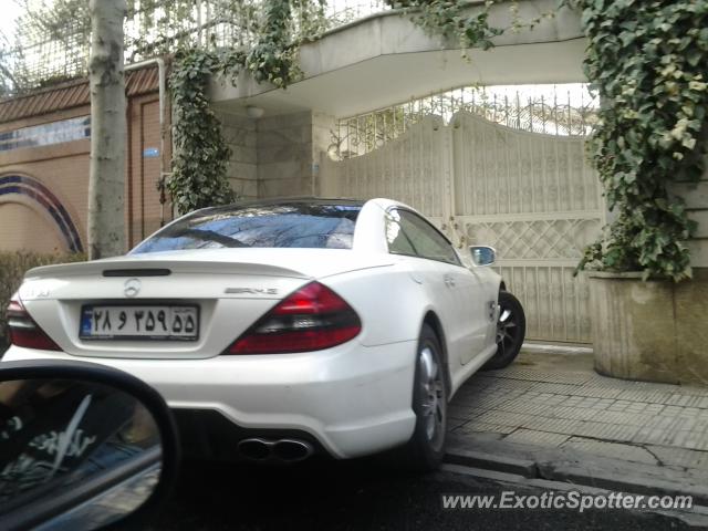 Mercedes SL 65 AMG spotted in Tehran, Iran