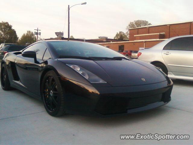 Lamborghini Gallardo spotted in Freeburg, Illinois