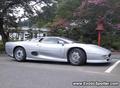 Jaguar XJ220
