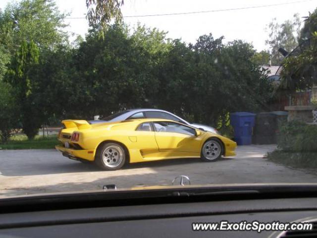 Lamborghini Diablo spotted in San Bernardino, California