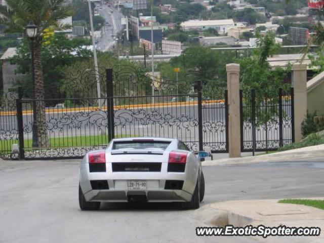 Lamborghini Gallardo spotted in Monterrey, Mexico