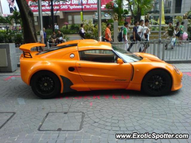 Lotus Exige spotted in Orchard, Singapore